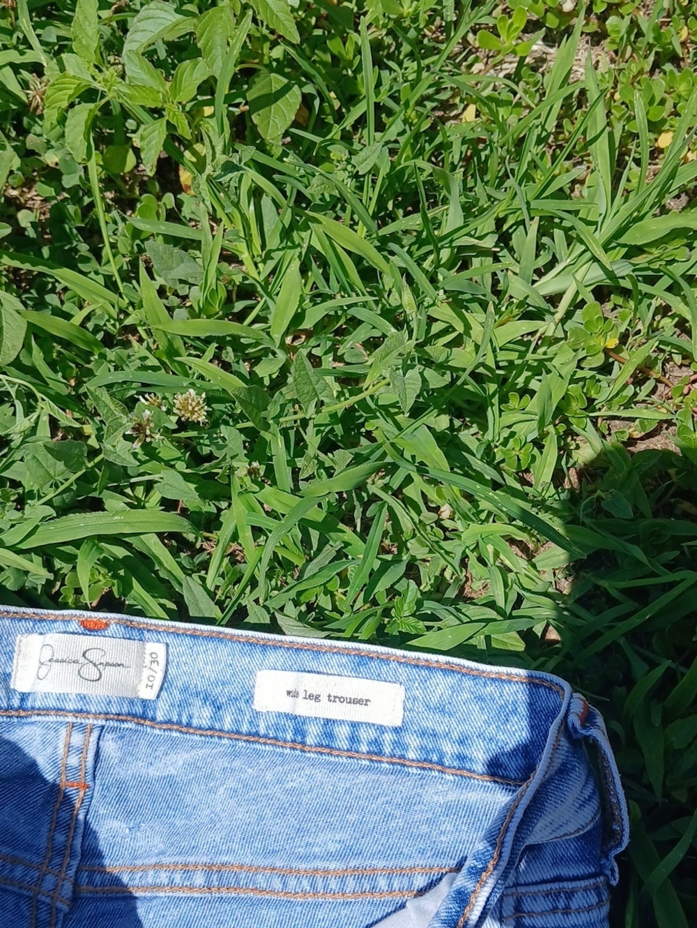 Jessica Simpson Light Wash Wide-Leg Flare Jeans - Picture 3 of 5